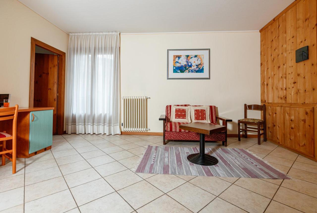 Hotel Villa Rina Bormio Exterior photo